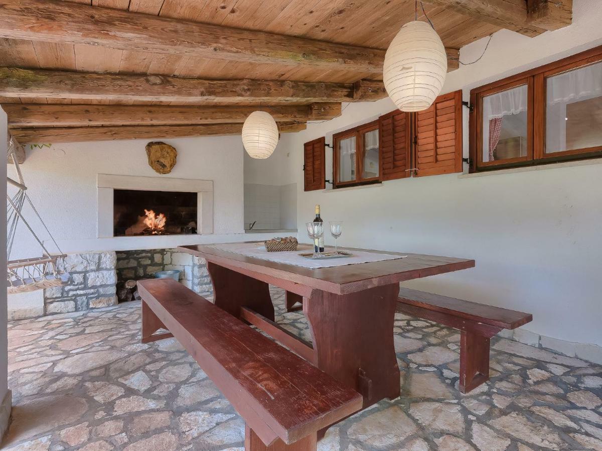 Holiday Home Country House D&D By Interhome พูลา ภายนอก รูปภาพ
